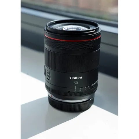 Canon RF 50mm f/1.4L VCM