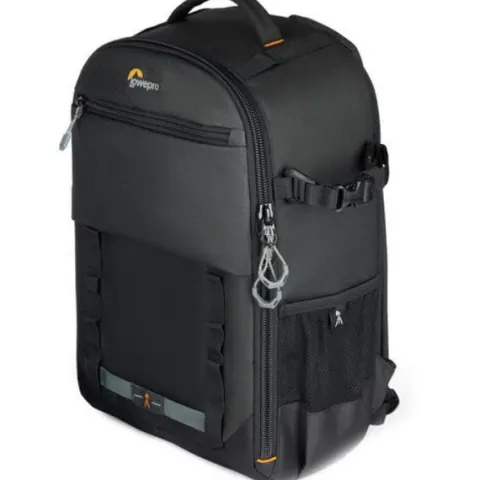 LowePro Adventura BP300 III - Black