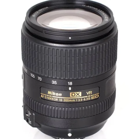 Nikon AF-S 18-300mm f3.5-6.3 G ED VR DX