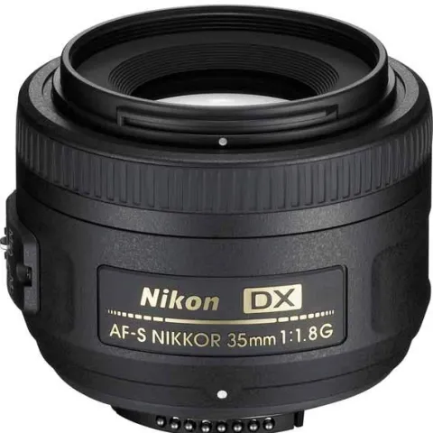 Nikon AF-S 35mm f1.8G DX