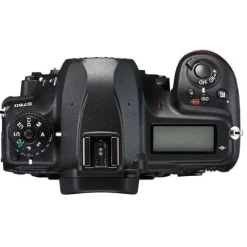 Nikon D780