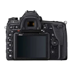 Nikon D780