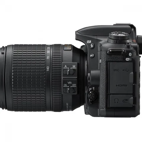 Nikon D7500