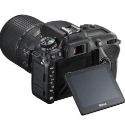 Nikon D7500