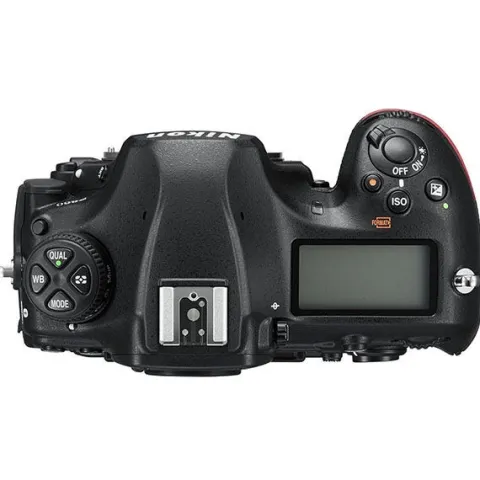 Nikon D850 + 24-70mm f2.8 VR