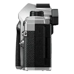 OM System OM-5 Body - Silver
