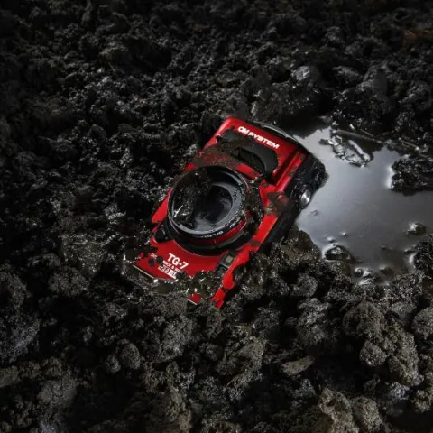 OM System TOUGH TG-7 - Red