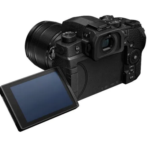 Panasonic Lumix G90 + 12-60mm Kit - Last One