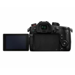 Panasonic Lumix GH5 II + Leica 12-60mm f2.8-4 Kit