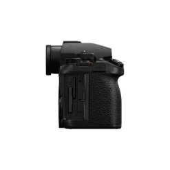 Panasonic Lumix S1IIE + 24-105mm Zoom Kit