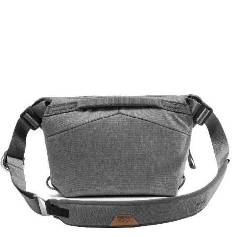 Peak Design Everyday Sling 3L V2