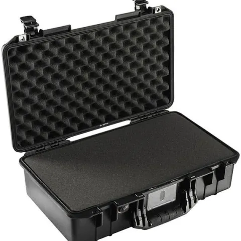 Pelican 1525 Air Case + Foam Black