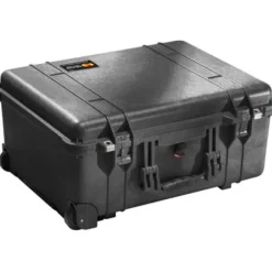 Pelican 1560 Case Studio with Dividers & Wheels - Black