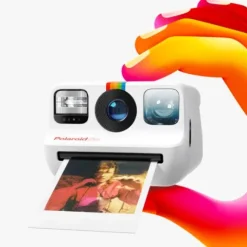 Polaroid GO G2 Instant EB Kit w/Film - White