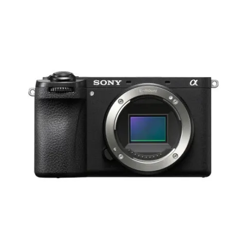 Sony A6700 + 18-135mm