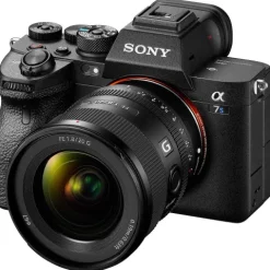 Sony A7S Mark III + FE 20mm f1.8 Kit