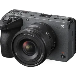 Sony FX30 Cinema Line w/E10-20mm Zoom
