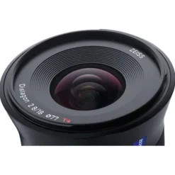 Zeiss Batis 18mm f2.8 - Sony E Mount