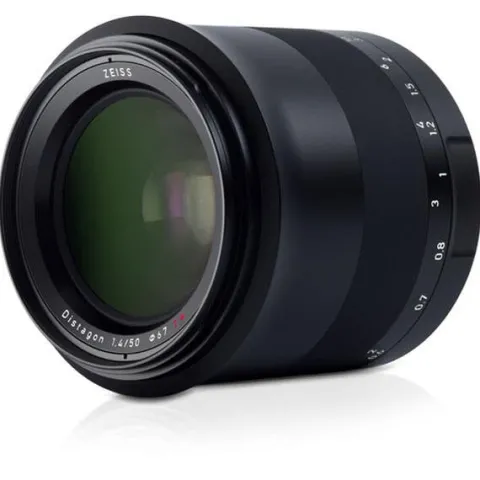 Zeiss Milvus 50mm f1.4 ZE - Canon